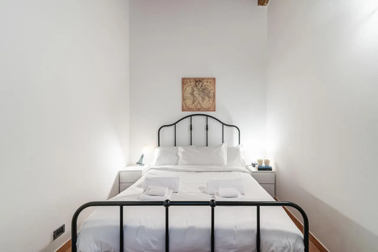 House Of Foscolo - Palazzo Cornazzani - By Host4U Apartment Pavia