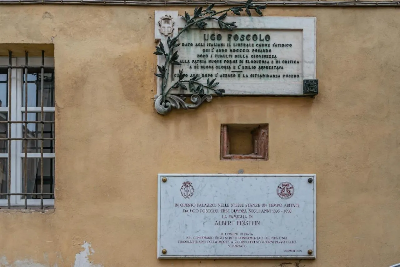 House Of Foscolo - Palazzo Cornazzani - By Host4U Apartment Pavia 0*,