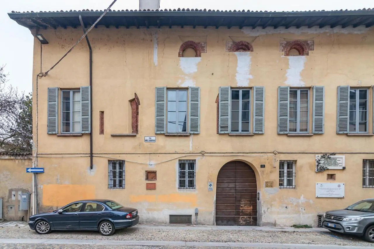 House Of Foscolo - Palazzo Cornazzani - By Host4U Apartment Pavia