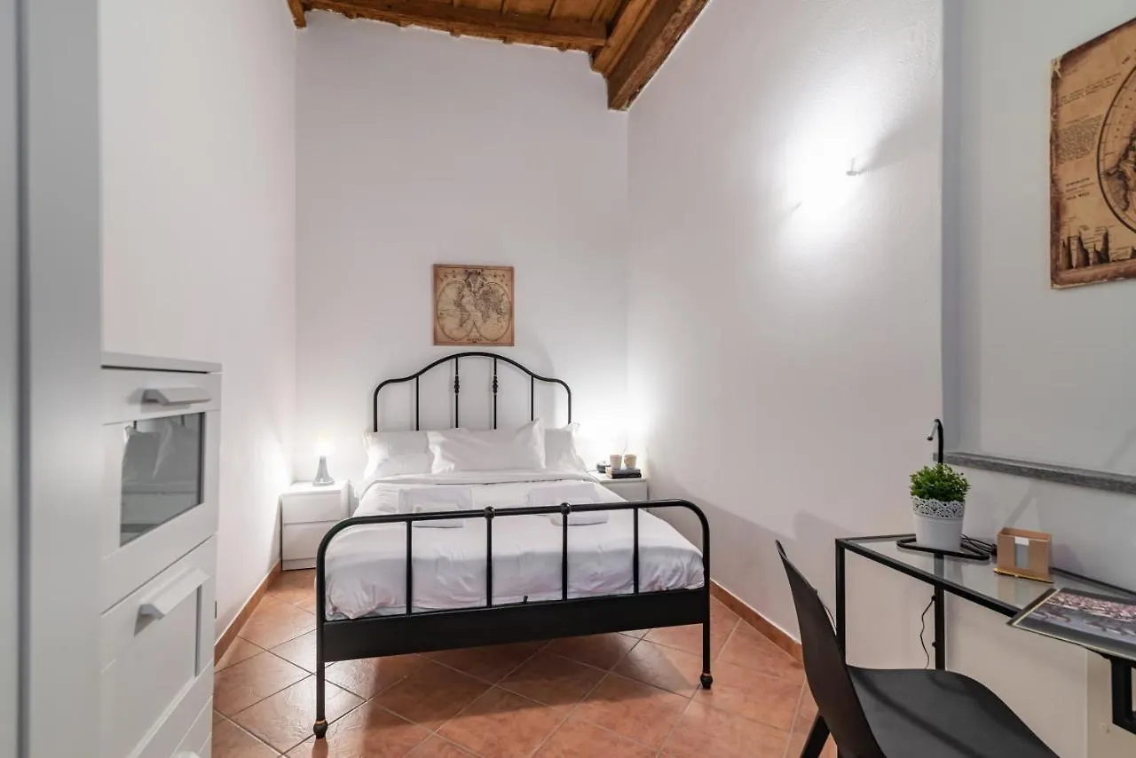 House Of Foscolo - Palazzo Cornazzani - By Host4U Apartment Pavia
